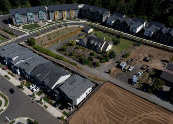 Americans staying put: US home turnover rate at lowest level in decades as housing slump drags on