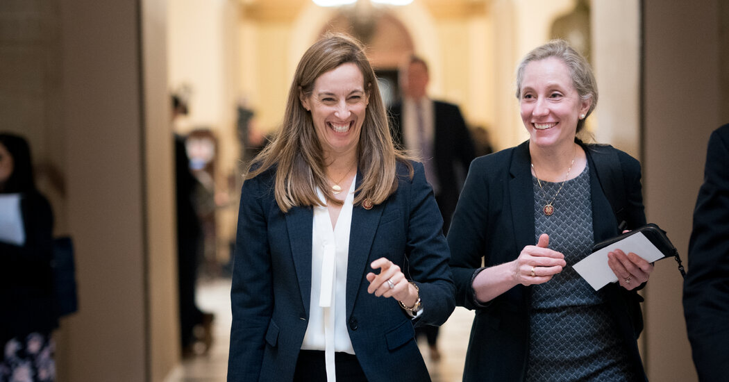 Amid a Record Party Investment, Two Candidates for Governor Join Forces