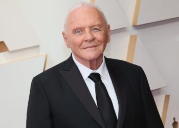 Anthony Hopkins reveals divine voice that ended his long battle with alcohol