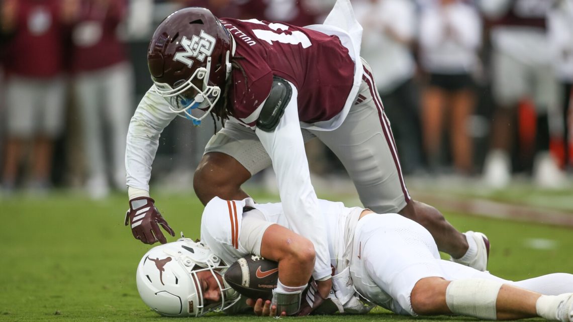 Arch Manning in concussion protocol for No. 20 Texas ahead of game vs. No. 9 Vanderbilt
