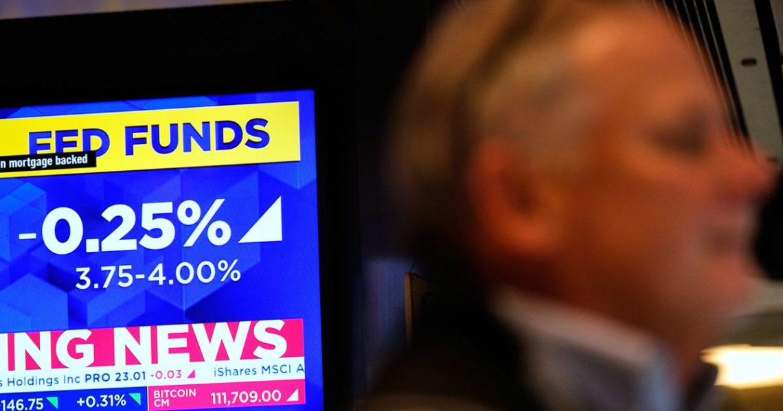 Asian shares, oil prices fall back following Trump’s meeting with Chinese leader Xi