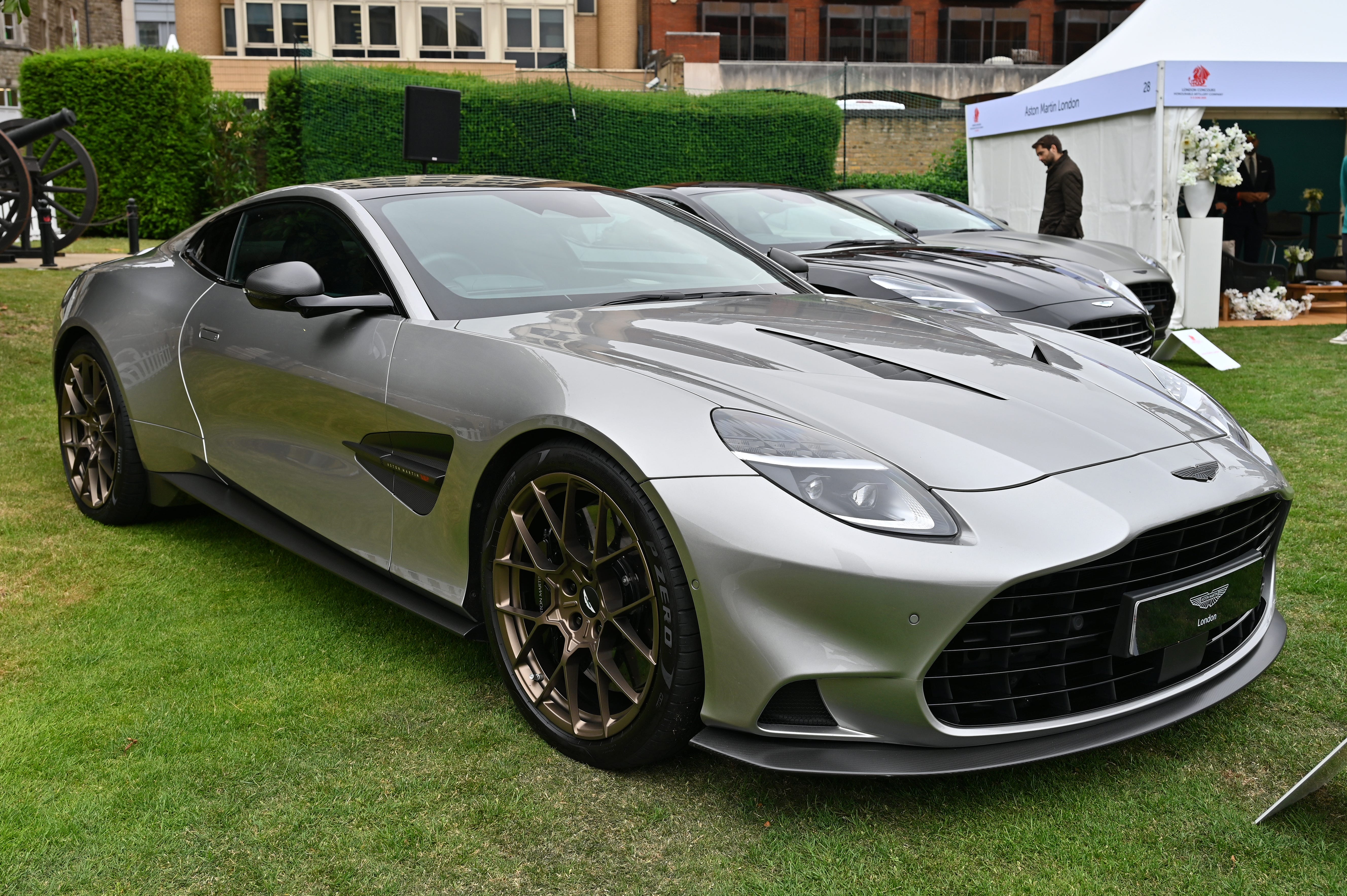 Aston Martin Vanquish