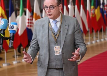 Belgium warns EU partners to share its risk if they want to use frozen Russian assets to aid Ukraine