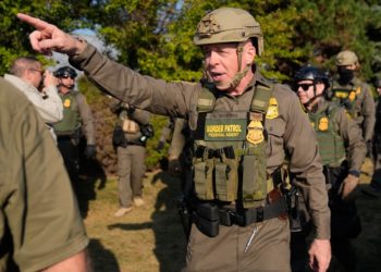 Border Patrol official Bovino due in court to answer questions about Chicago immigration crackdown