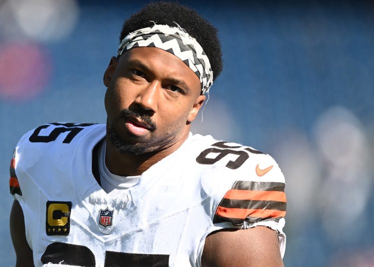 Browns’ Myles Garrett slams helmet in frustration despite history-making game