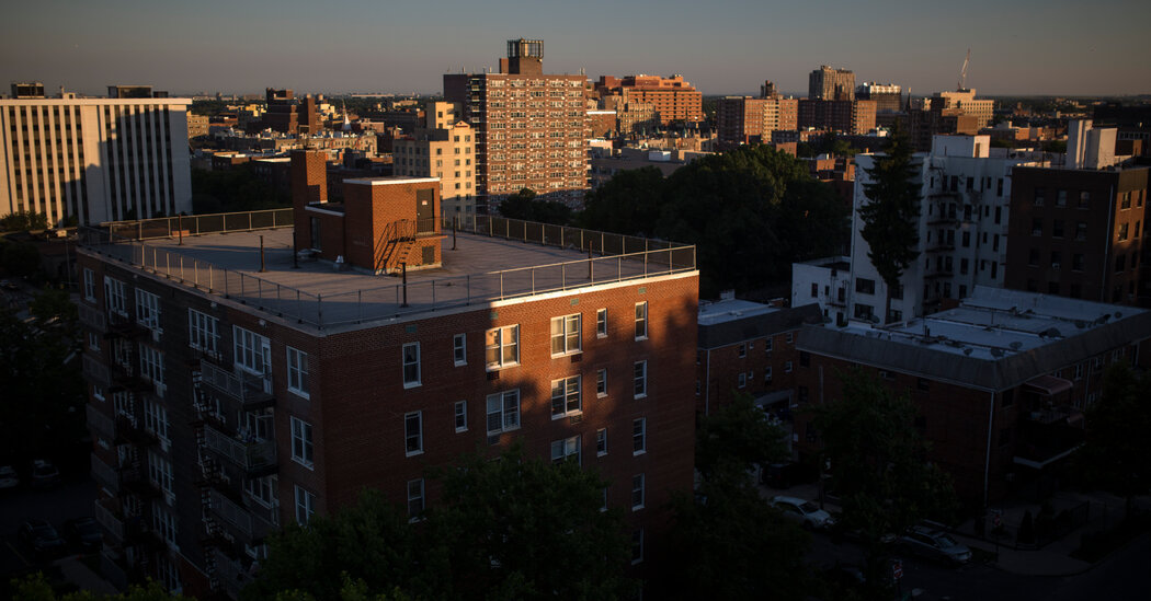 Burglars in Disguise. Millions in Jewels Taken. But This Was in Queens.