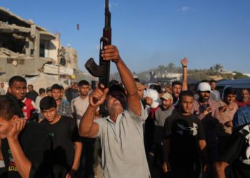 Ceasefire unravels: Gaza sees deadly strikes; aid flows suspended