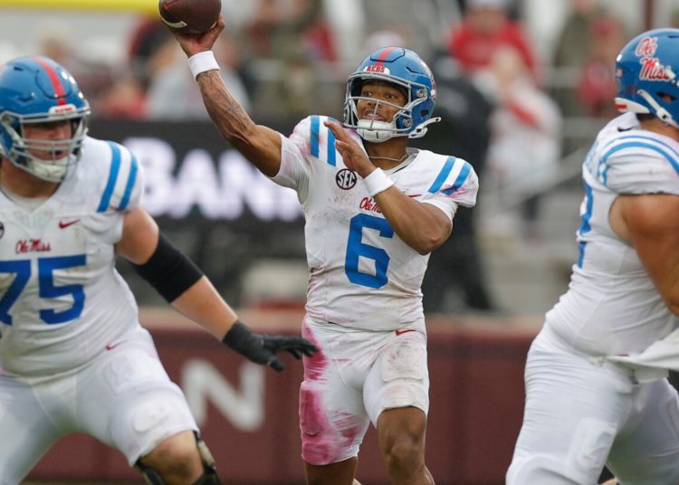 Chambliss leads No. 8 Mississippi to 34-26 victory over No. 13 Oklahoma