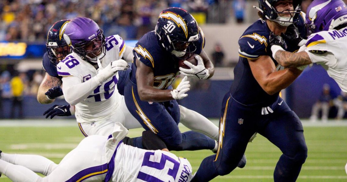 Chargers exorcise demons from loss to Colts with dominant win over Vikings
