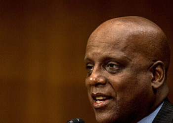 Chicago-Area Judge Rules ICE Agents Can Be Arrested at Courthouses