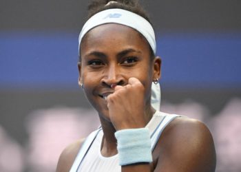 Coco Gauff defeats Eva Lys to reach China Open semifinal