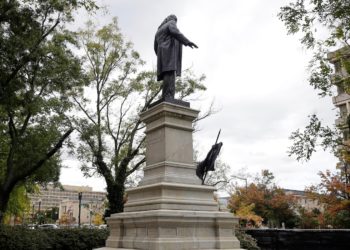 Confederate statue restored as part of Trump’s efforts to reshape how history is told