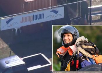 Connecticut skydiver dead after mid-air collision with another daredevil: report