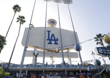 Contributor: How Trump’s antagonism of Canada is affecting this year’s World Series