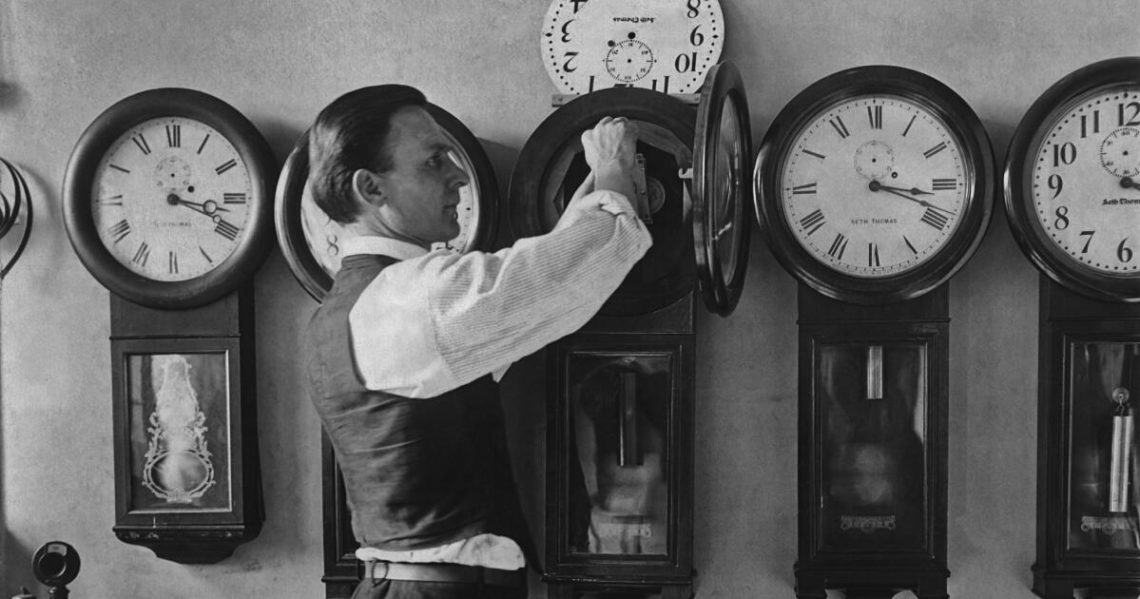 Contributor: Why changing the clocks for daylight saving time runs counter to human nature