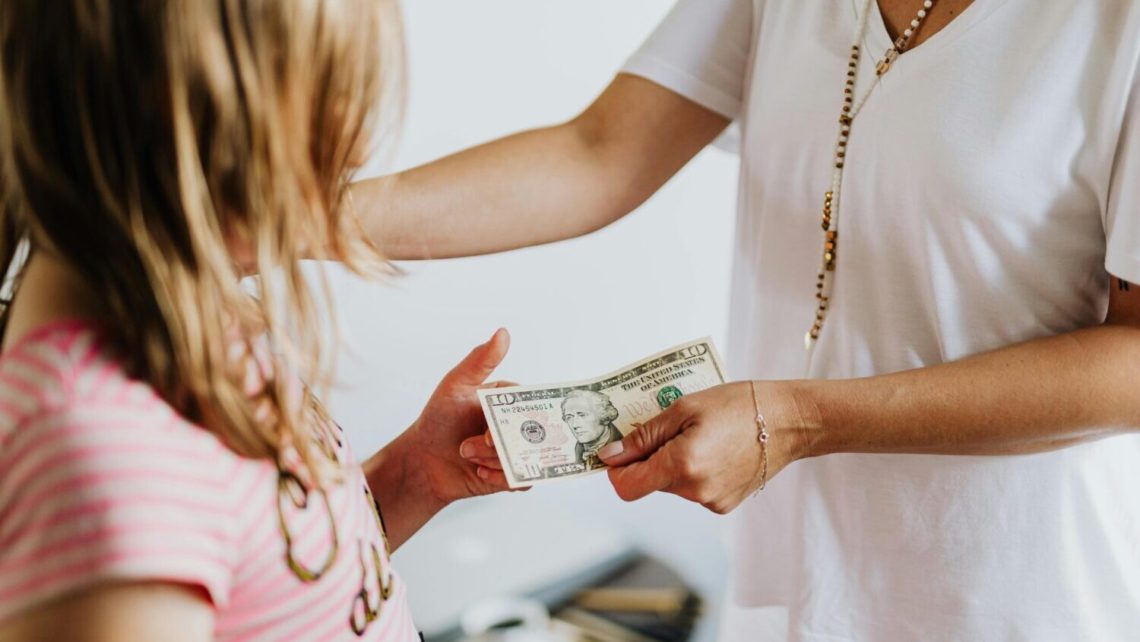 Dave Ramsey says: Commission system can teach kids of different ages about managing money