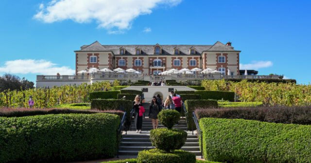 Democrats to Party at Napa Retreat During Government Shutdown