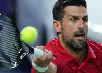 Djokovic sets up Shanghai Masters semifinal against No. 204-ranked Vacherot