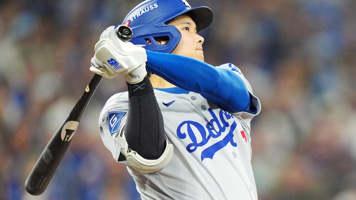 Dodgers manager Dave Roberts doesn’t think slugger Shohei Ohtani heard Toronto fans’ taunts
