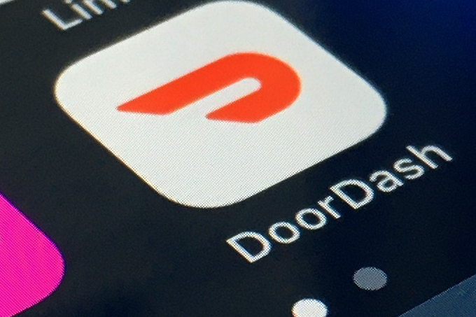 DoorDash waiving fees for SNAP recipients in November, delivering food bank donations