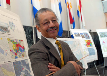 Edward J. Blakely, Who Oversaw Katrina Recovery in New Orleans, Dies at 87