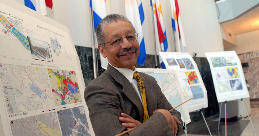 Edward J. Blakely, Who Oversaw Katrina Recovery in New Orleans, Dies at 87