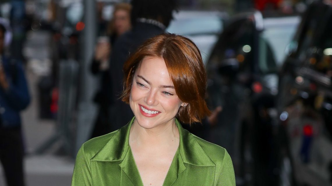 Emma Stone’s Outfit Is a Nod to Another Best Actress Winner