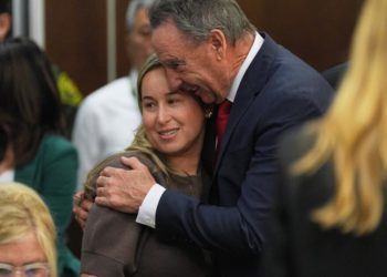 Eric Kay’s ex-wife says she told Angels co-workers he had a drug problem, contradicting their testimony