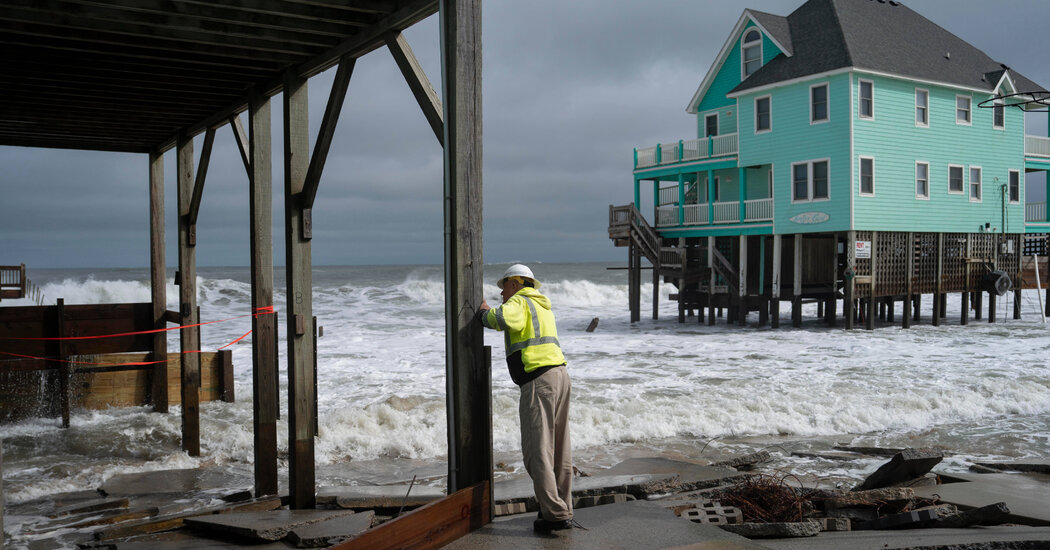 Five Houses Collapse in North Carolina’s Outer Banks
