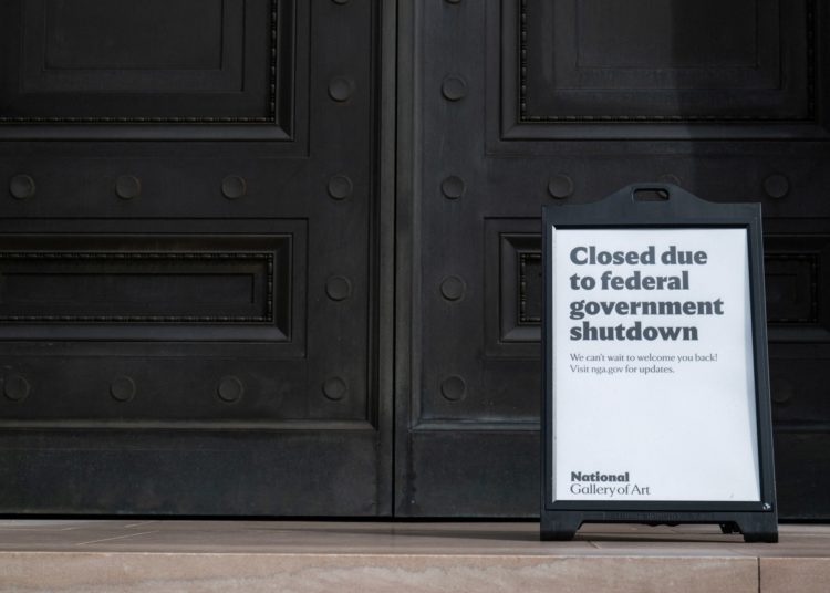 Flight delays more common as US government shutdown drags on