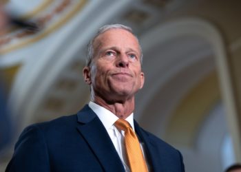 Food aid at risk of expiring as effort to fund SNAP benefits fails in Senate