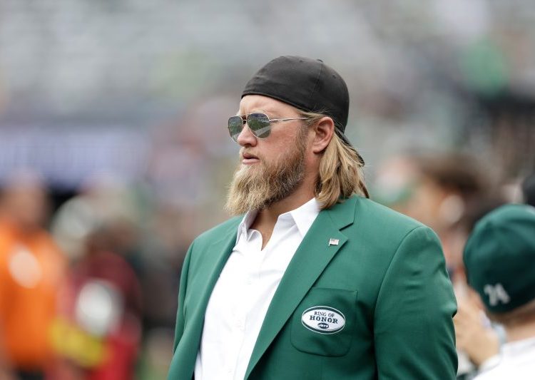 Former NFL center Nick Mangold dies shortly after sharing he needed kidney transplant