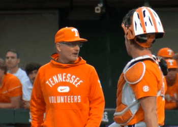 Frank Anderson named interim head coach of Tennessee baseball