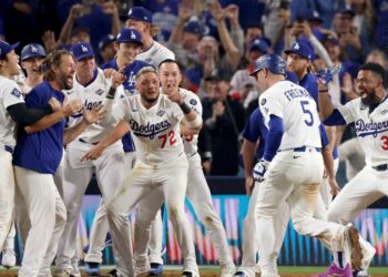 Freddie Freeman is Dodgers’ World Series walk-off hero again in 18-inning marathon win