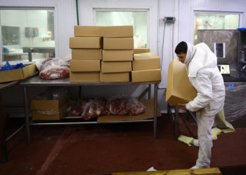 G.O.P. Senators Urge Vance to Cancel Plan to Increase Beef Imports