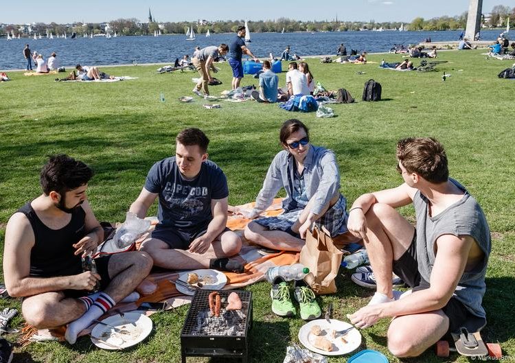Germany news: Hamburgers are happiest Germans, study says