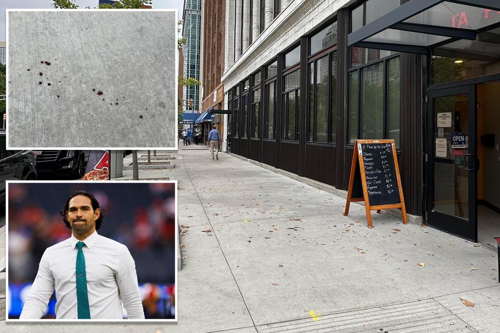 Ghoulish gawkers turn bloody Mark Sanchez crime scene into Indianapolis tourist attraction