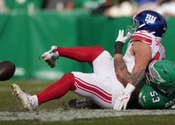 Giants’ Cam Skattebo carted off field with right ankle injury