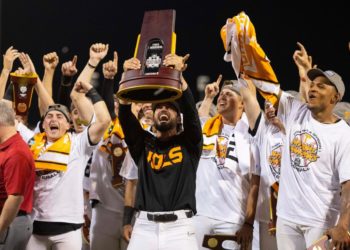 Giants hiring Tennessee’s Vitello as manager, gambling on a college coach with no pro experience