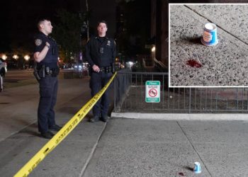 Good Samaritan stabbed trying to stop thief from stealing woman’s phone steps from Columbus Circle: cops