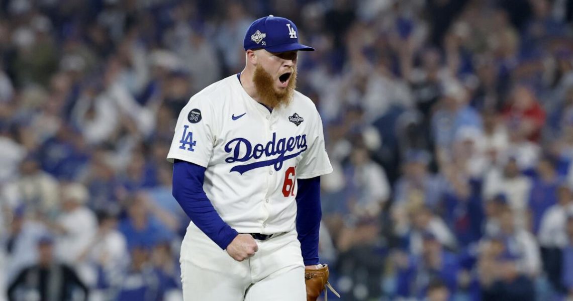 Hernández: ‘Above and beyond.’ How Dodgers’ bullpen dug deep and won Game 3 of the World Series