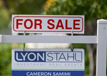 Home prices post weakest gain in more than 2 years