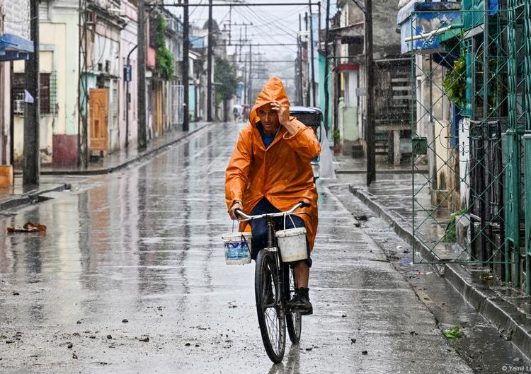 Hurricane Melissa regains strength as it approaches Cuba