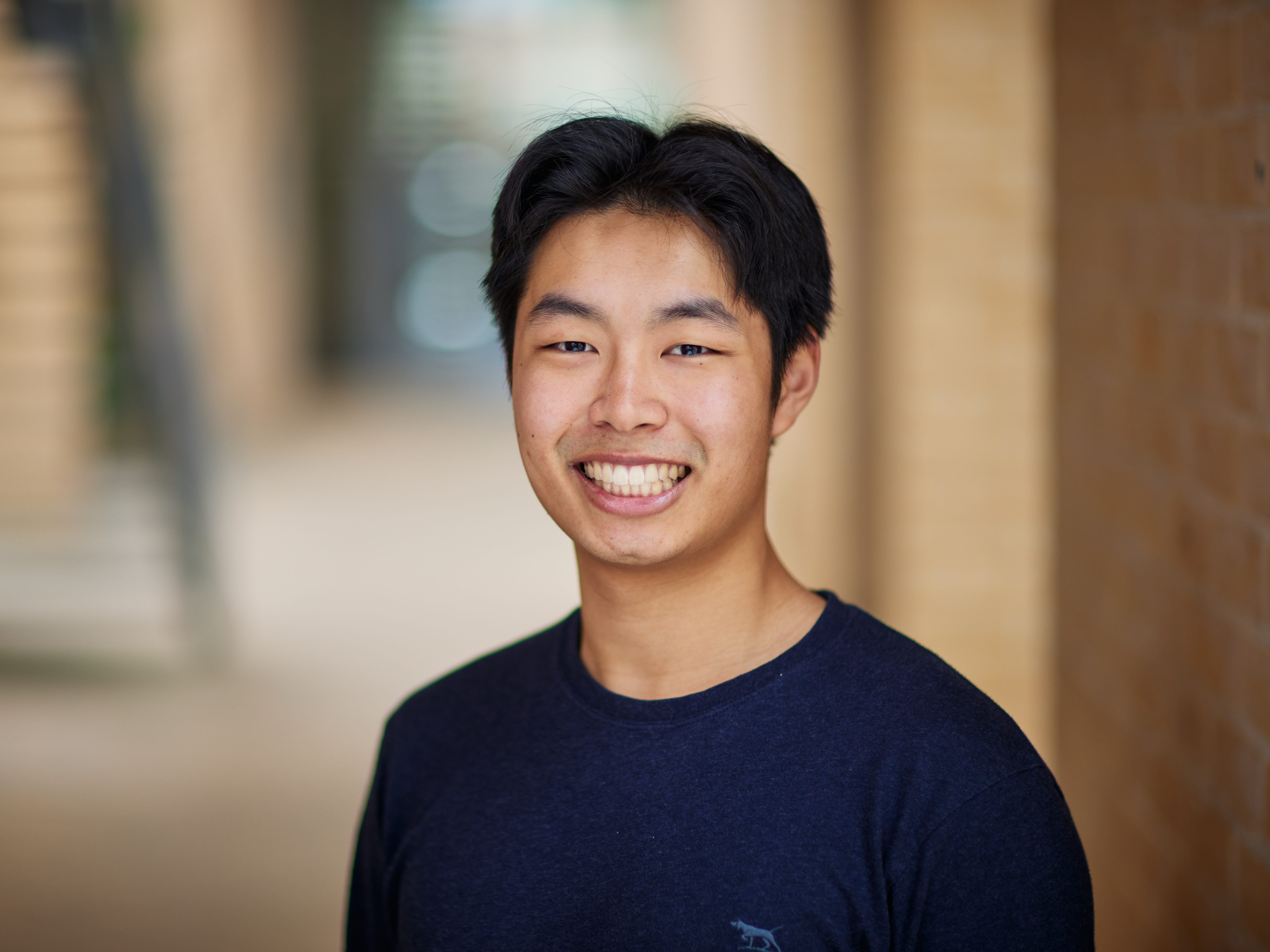 Raymond Zhao headshot