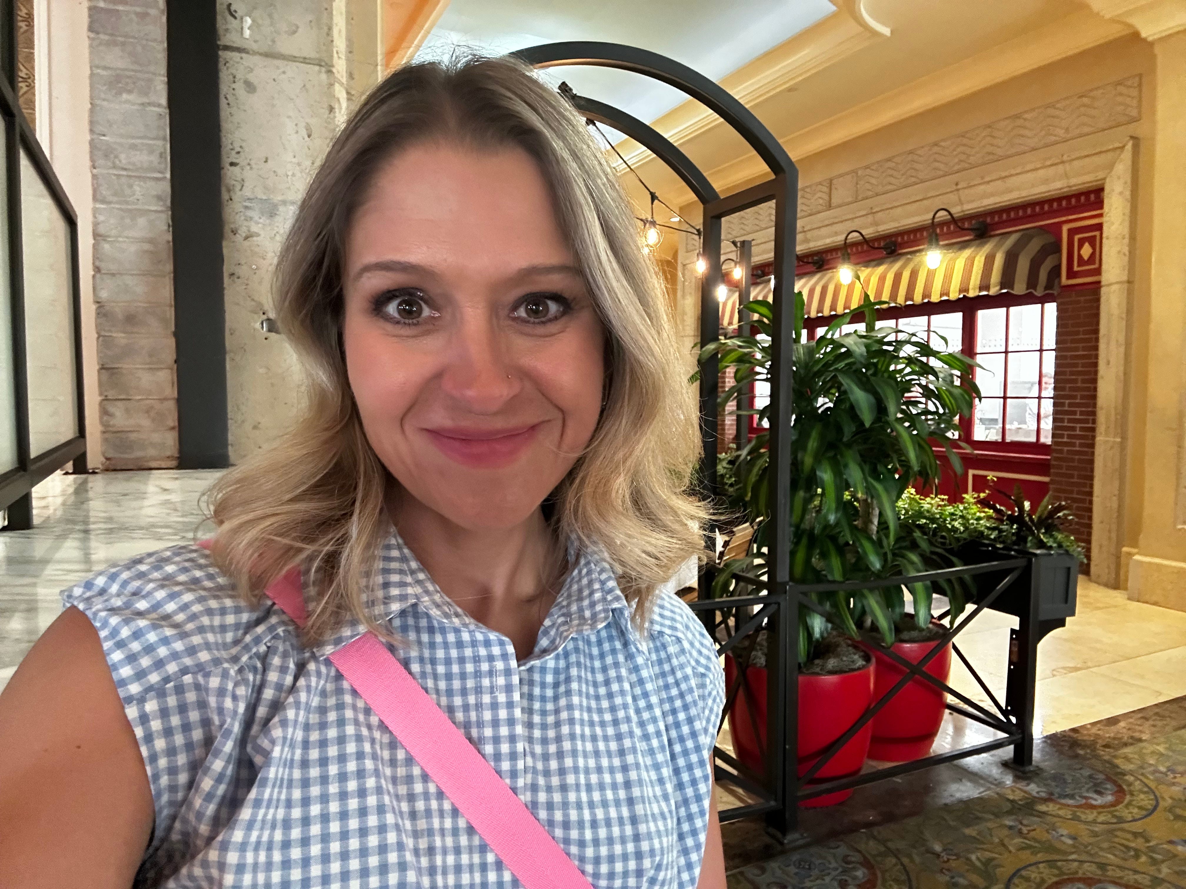Author Terri Peters smiling in selfie