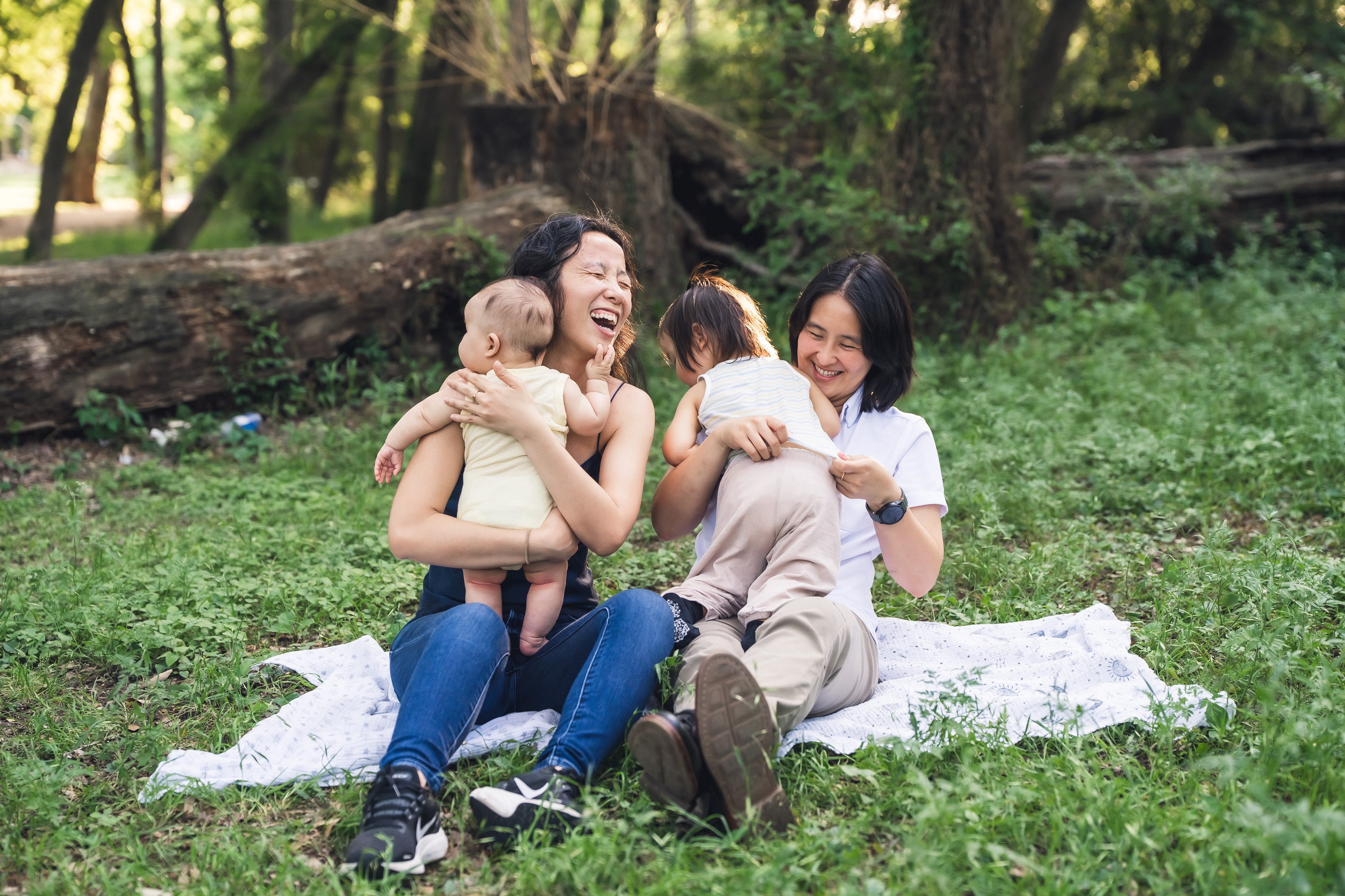 Vivian Chu and her wife and her children.