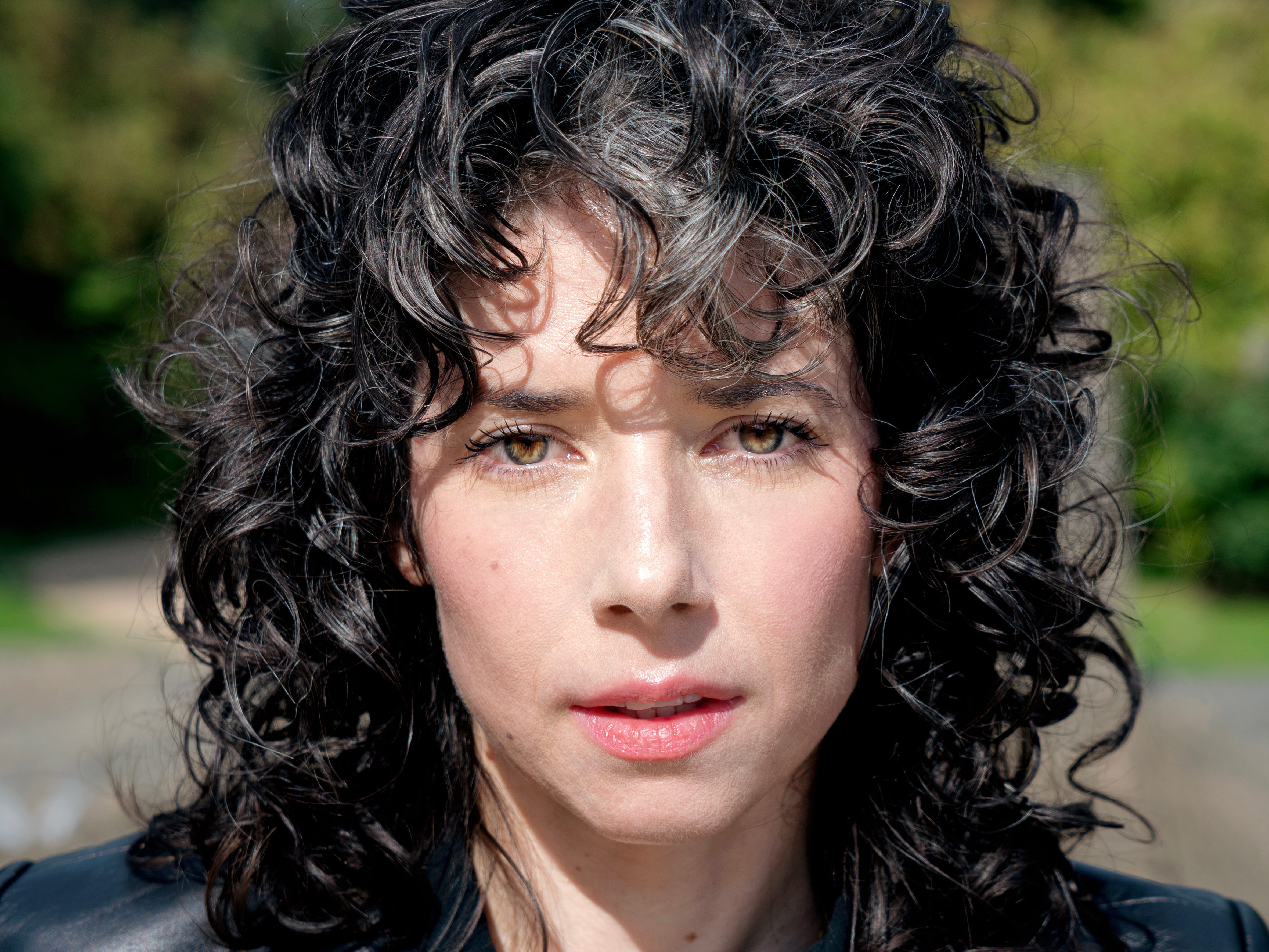 headshot of Meredith Whittaker of Signal