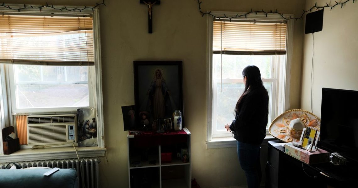 Immigration crackdown stokes fear and solidarity at a Catholic church in DC