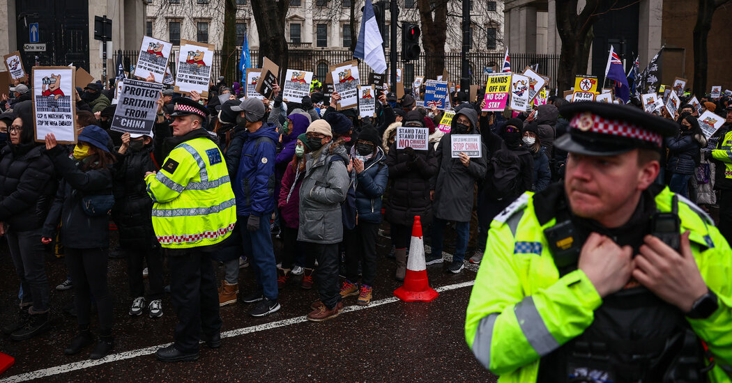 In U.K., China Is a Threat and a Coveted Trade Partner