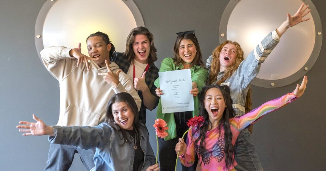 In new spinoff ‘Hollywood Arts,’ a ‘Victorious’ cast member returns to her alma mater to teach